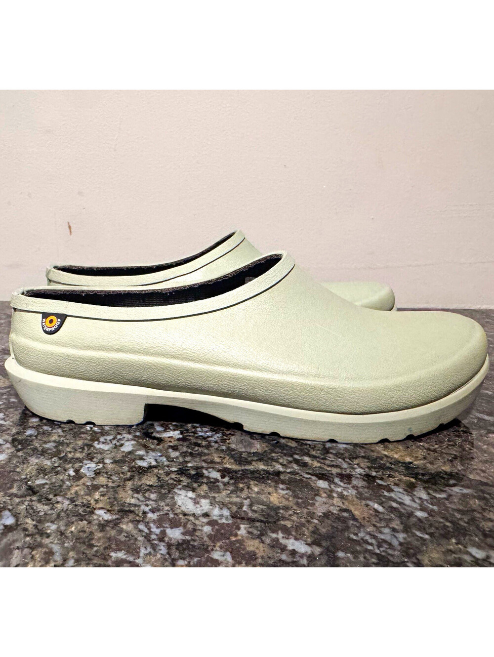 BOGS Women’s  Slip-On Clog Shoes Round Toe Solid Snow Rain Casual Garden S. 8